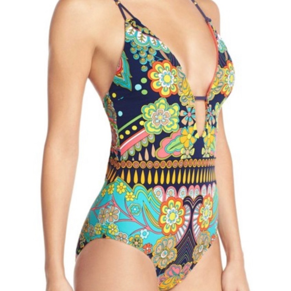 NWT Nanette Lepore one piece swim suite.